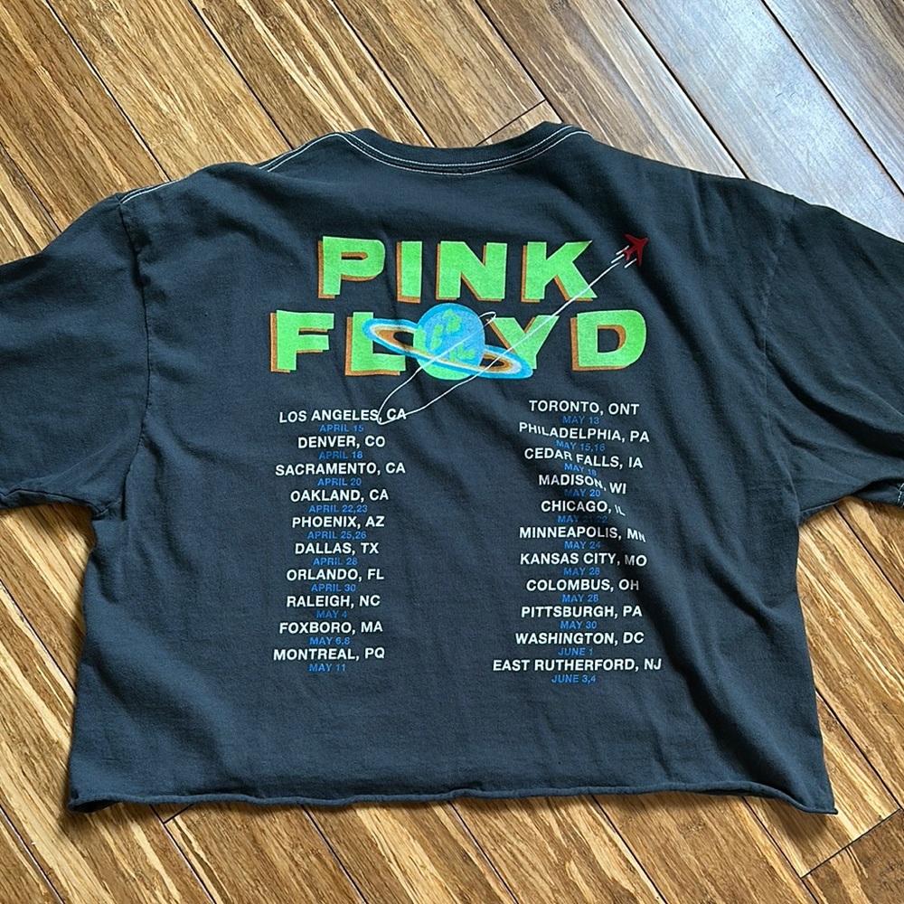 Pink Floyd Black Short Sleeve Tee Classic Style - Picture 2 of 3